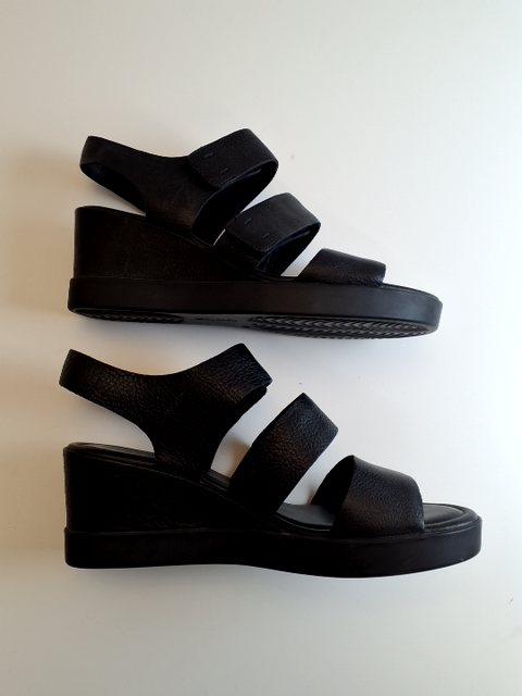 Ecco Sandal